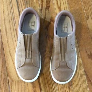 Nike classic ez slip on tennis shoe